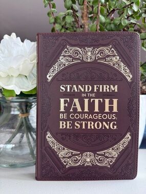 ✨NWT 1 Corinthians 16:13 Faux Leather Journal🤎